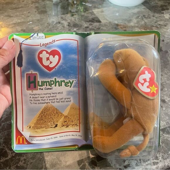Ty Other - Collection Humphrey the Camel McDonalds
Visitar >
Beanie Baby